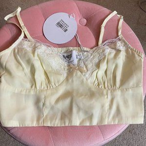 Princess Polly Old School love top - Yellow - NWT - US size 4